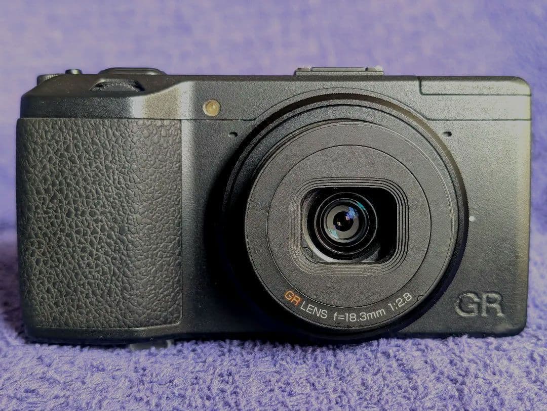RICOH GR APS-C版 初代デジタルカメラ