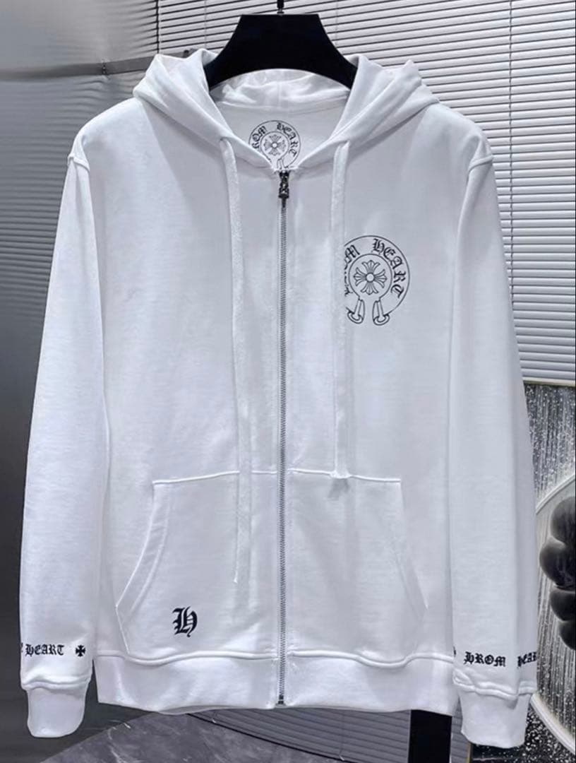 chrome hearts パーカー