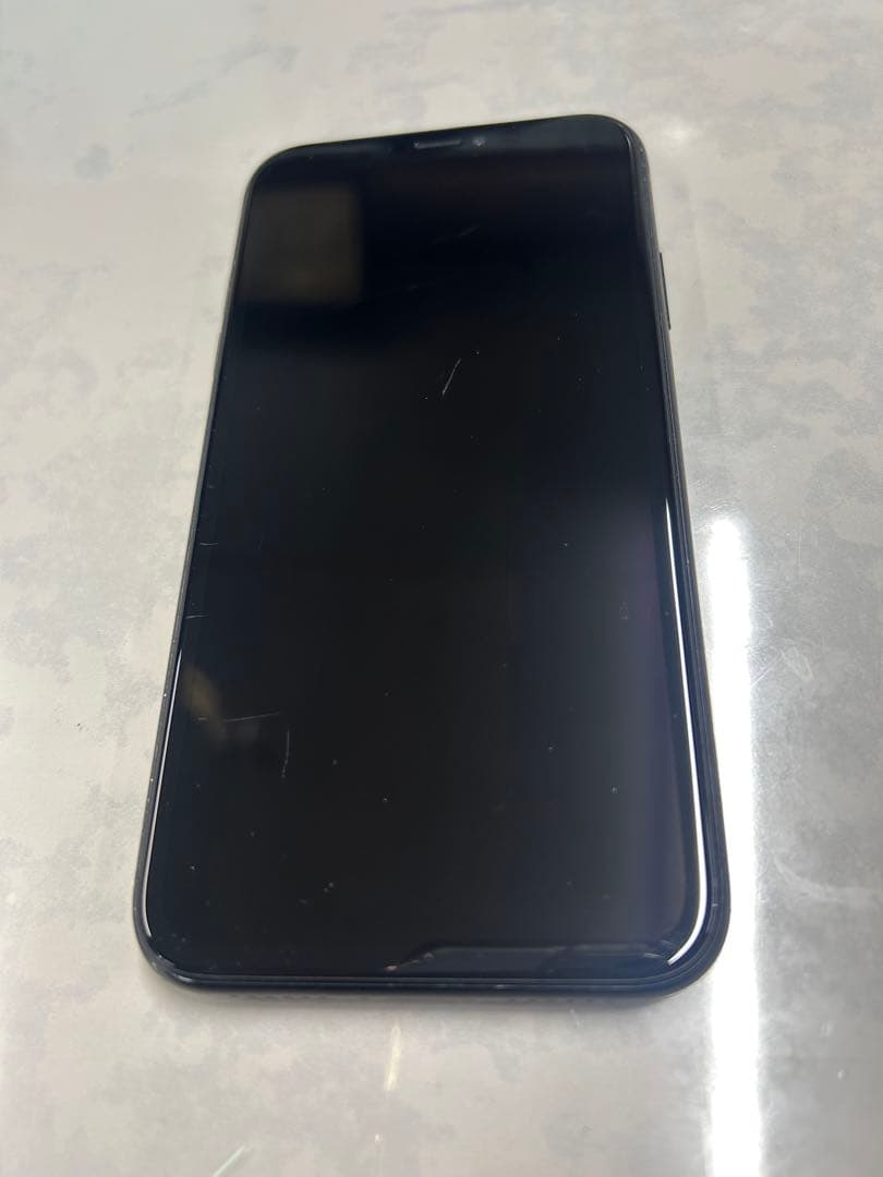 iPhoneXRブラック 本体 カメラひびあり