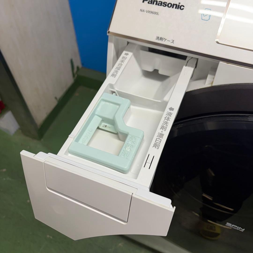 715 操作部分タッチパネル　半年保証付　ドラム式洗濯機　10キロ　6キロ極美品