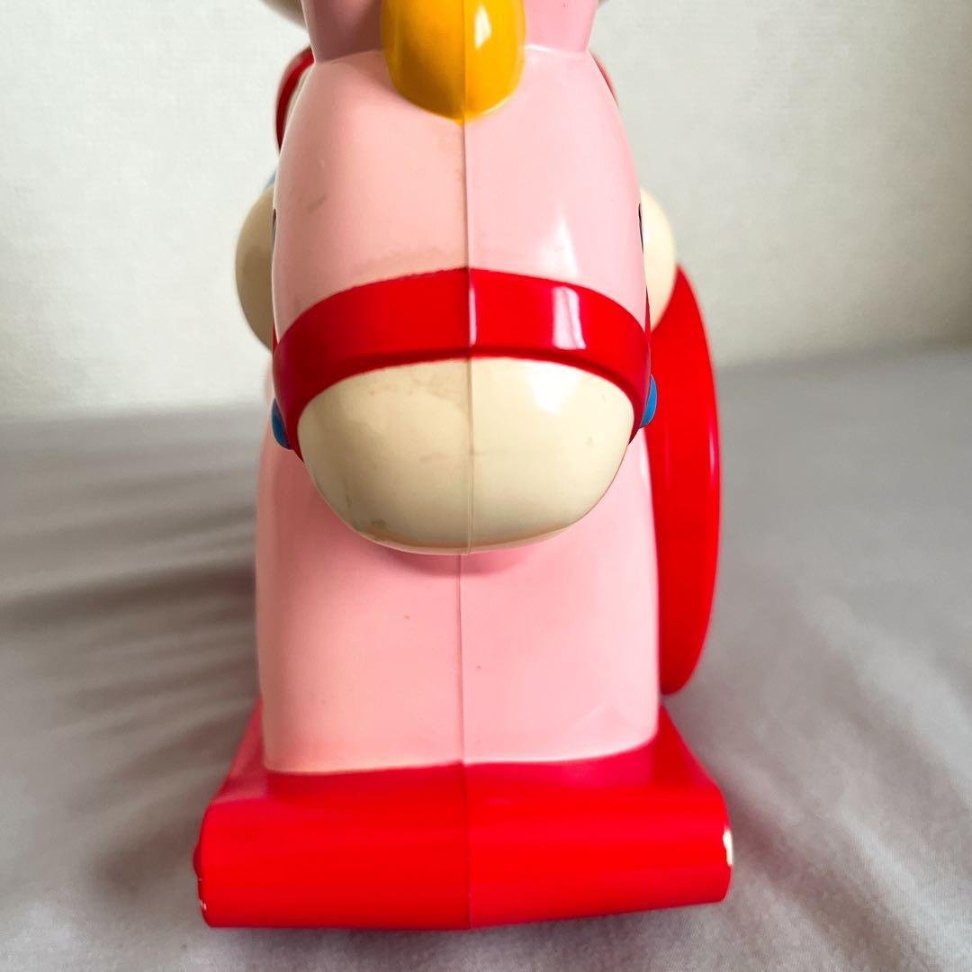 ハローキティ　木馬　目覚まし時計　Kitty