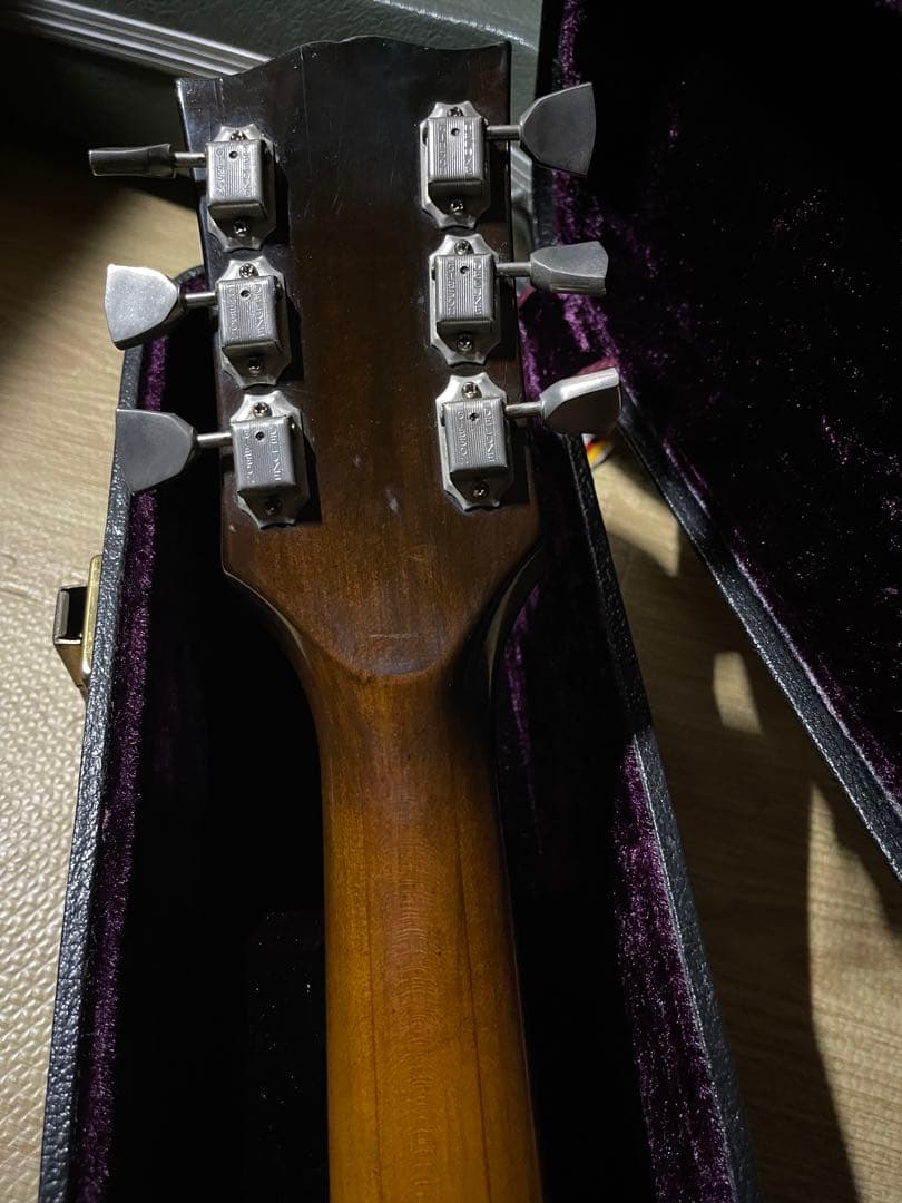 Gibson J-50 deluxe 1970〜1972年製