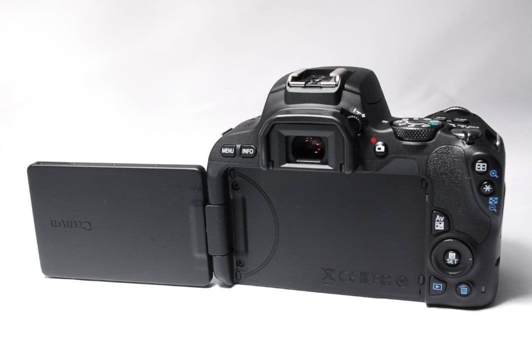 ♥Wi-Fi搭載♥Canon Kiss X9♥ かんたん操作 一眼スタートセット