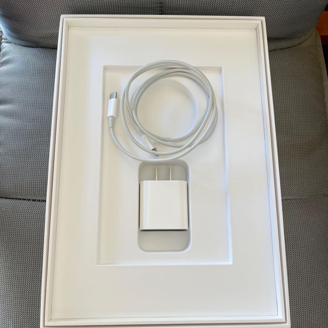 iPad 第9世代 64GB Wi-Fiモデル箱有＆社外品ペンシル付　シルバー