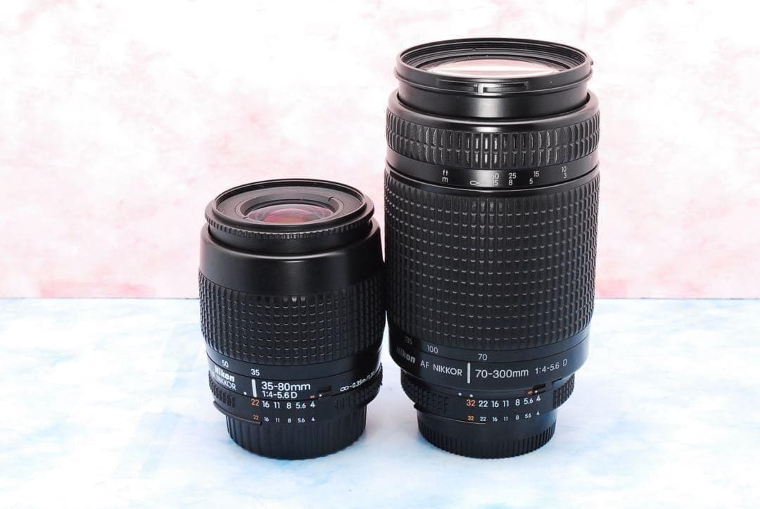 Nikon D7000☆一眼レフカメラ☆バッテリー2個☆超望遠付Wレンズ