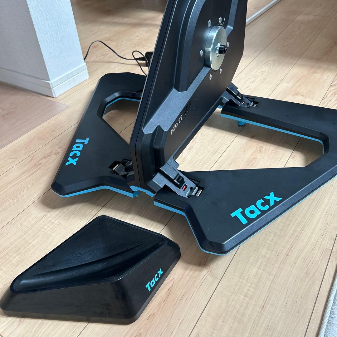 Garminガーミン Tacx NEO 2T Smart 【訳あり】