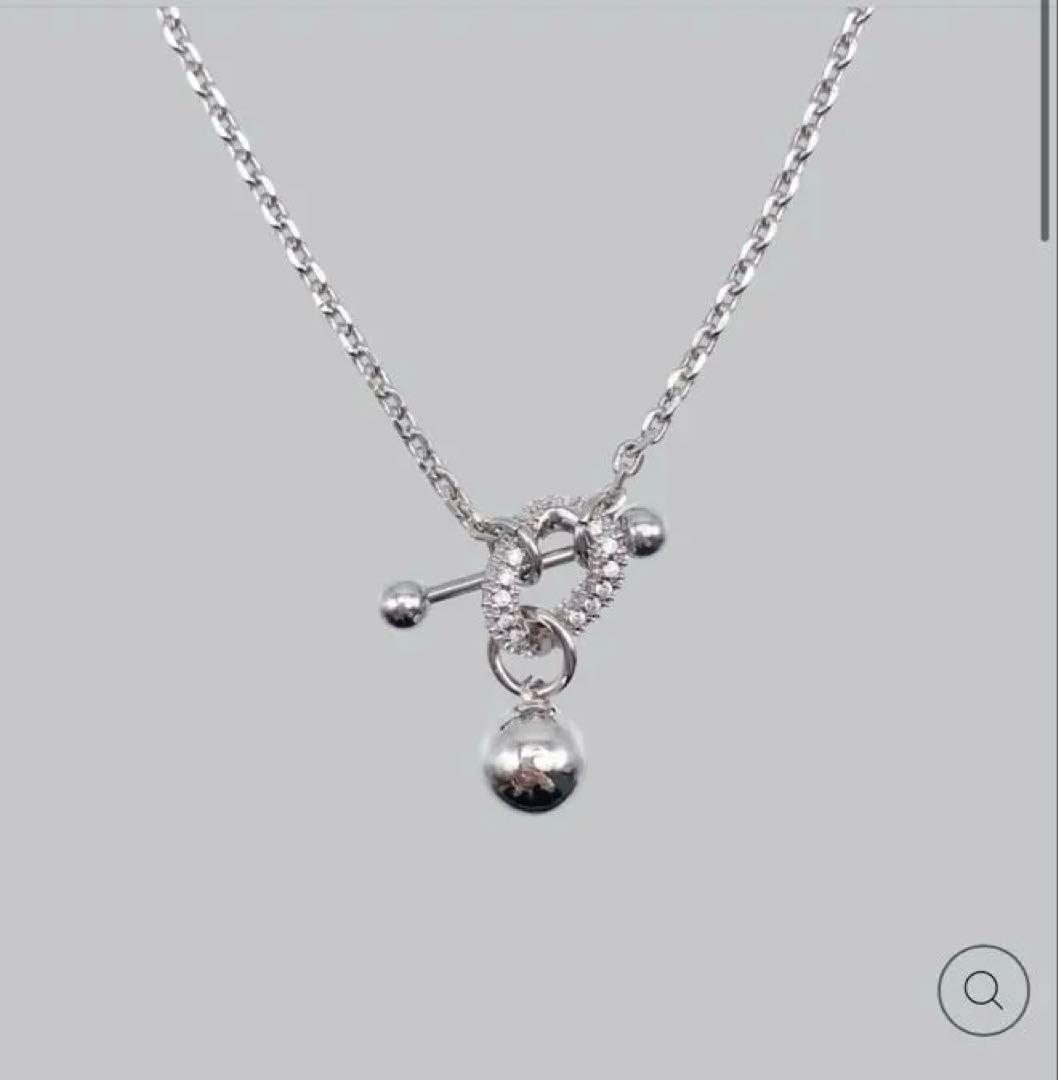 ジュスティーヌクランケ GORDON CHOKER