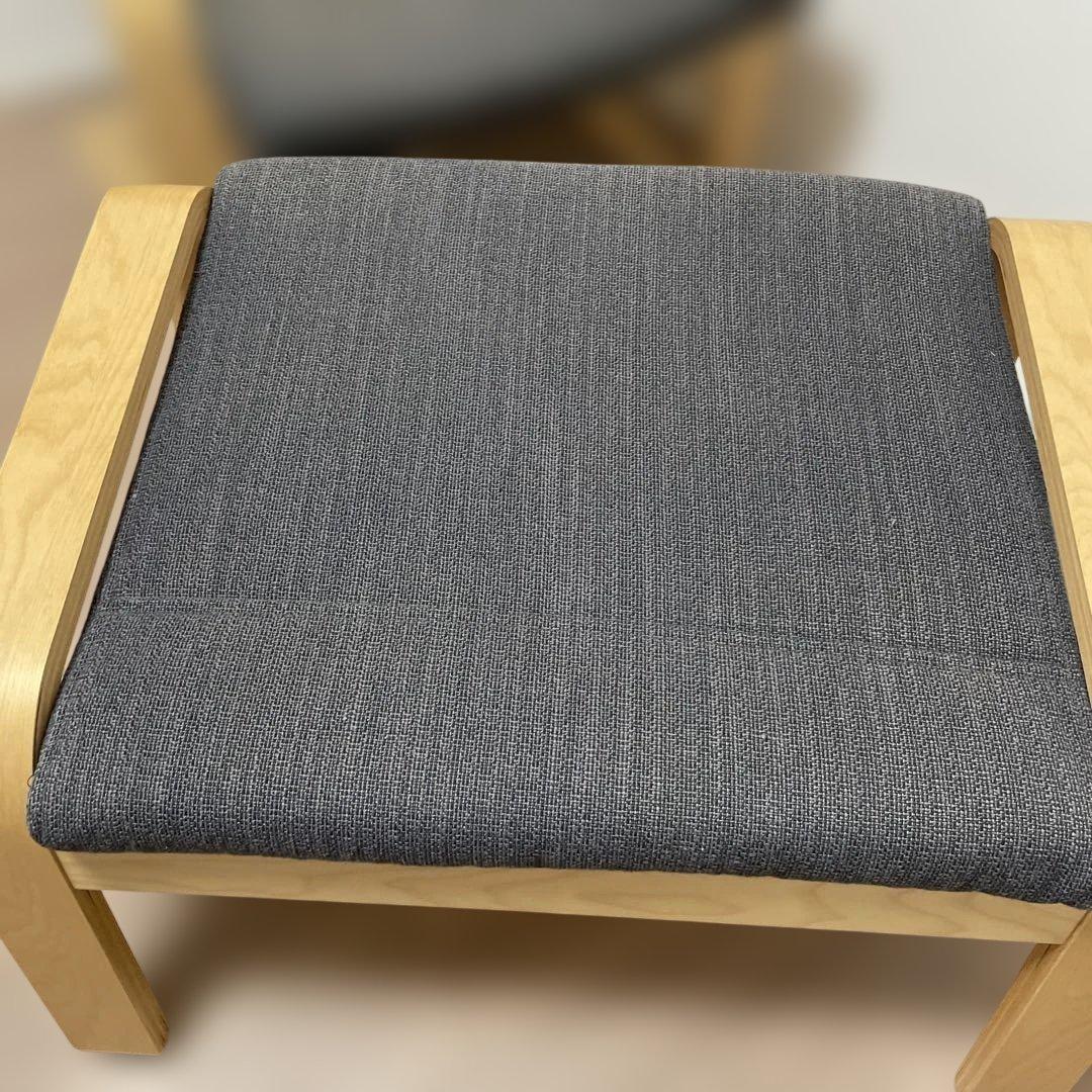 IKEA ポエング　1人掛けチェア　フットスツール付き