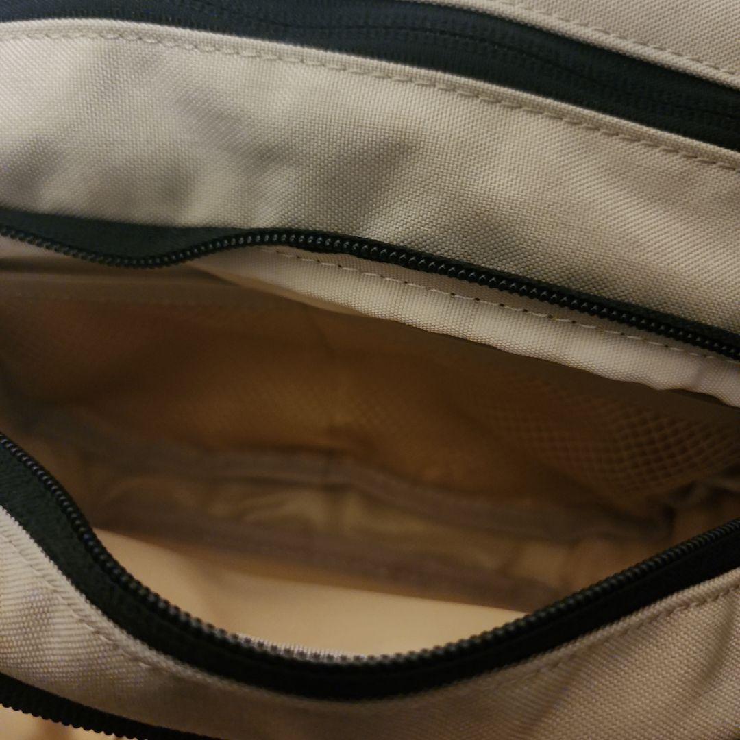 Hugoo 抱っこ紐 ベージュ