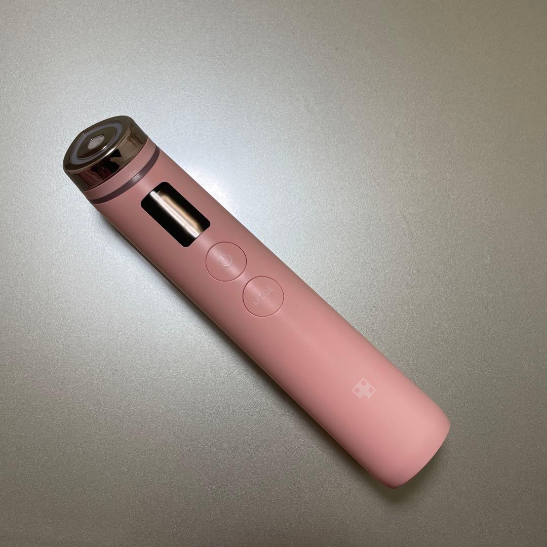 メディキューブ　美顔器　ピンク