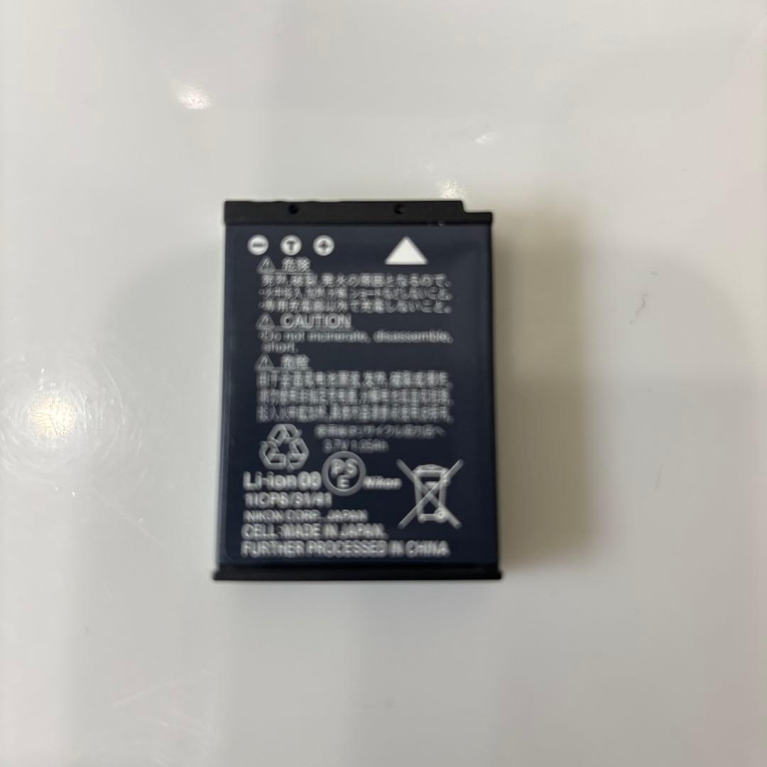 匿名　スピード発送 ニコン　COOLPIXA900BK 美品