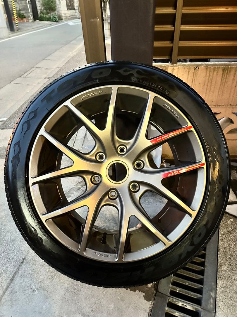 ヨッシー④200 ハイエース用 MTS エムテクノ SSL6 18インチ