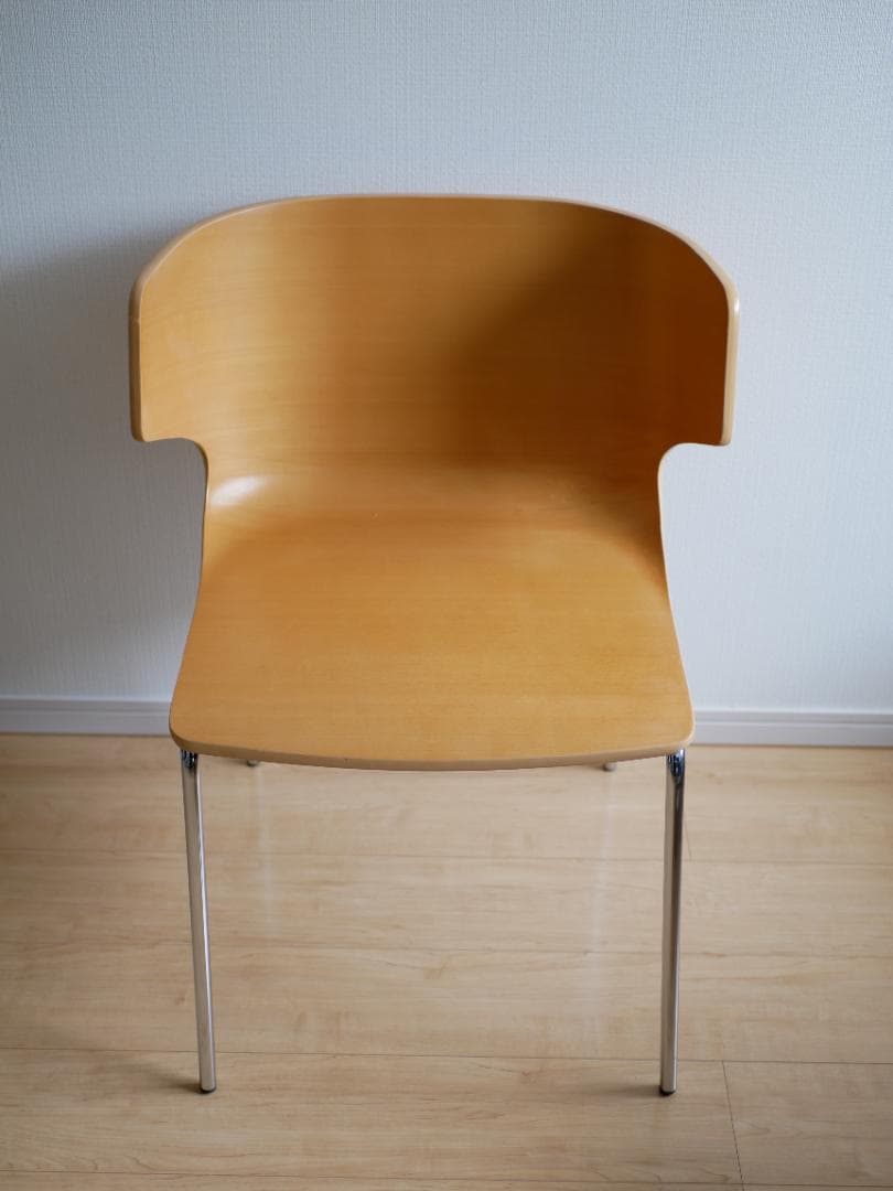 ナチュラルウッド アームレスト付きチェア　椅子