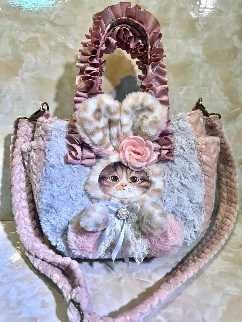 あ*き様 コヤンイサムチョン　ショルダー付きサイドポケットファーバッグ　サバ猫ち