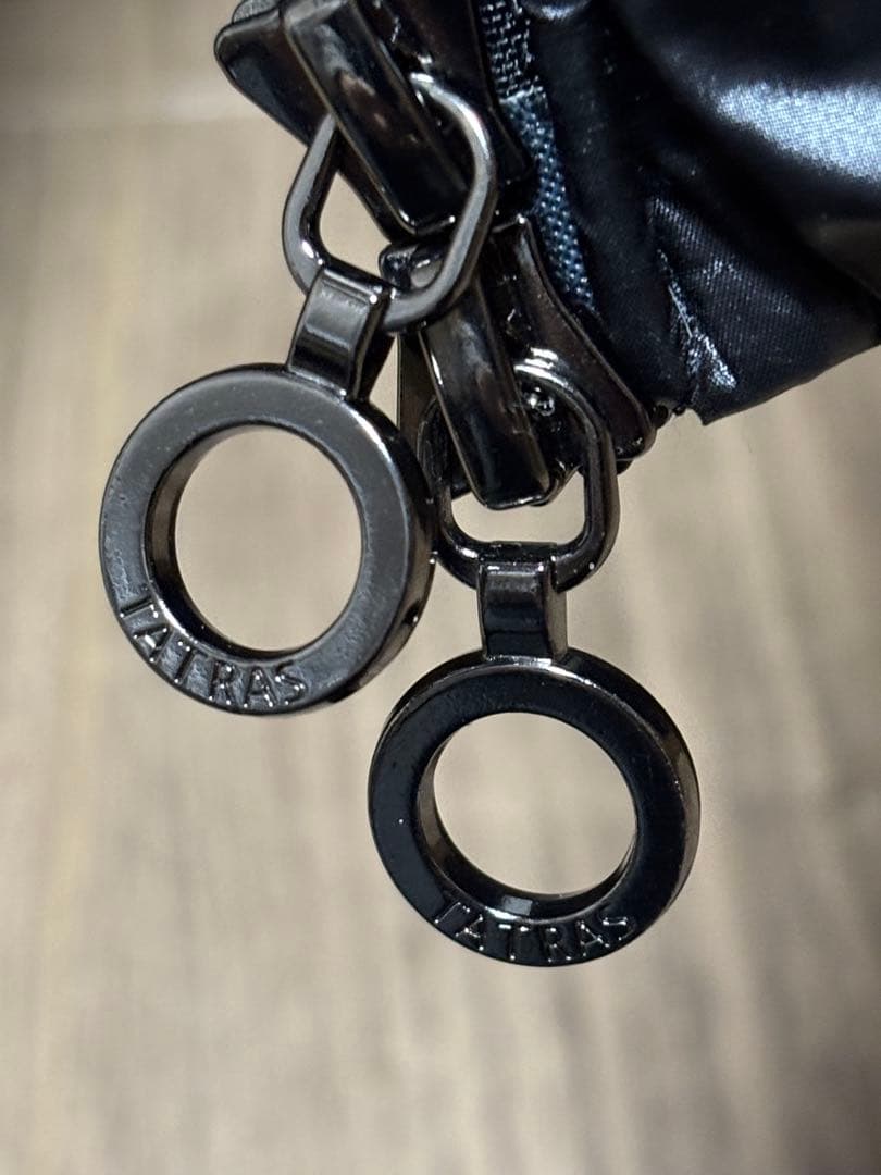 タトラス　ダウンジャケット　黒