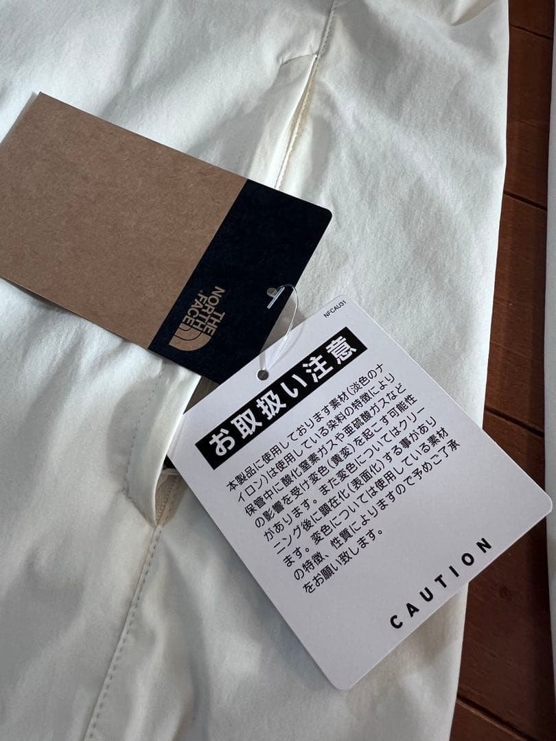 ノースフェイス　マウンテンソフトシェルフーディ　レディースLサイズ　新品タグ付き