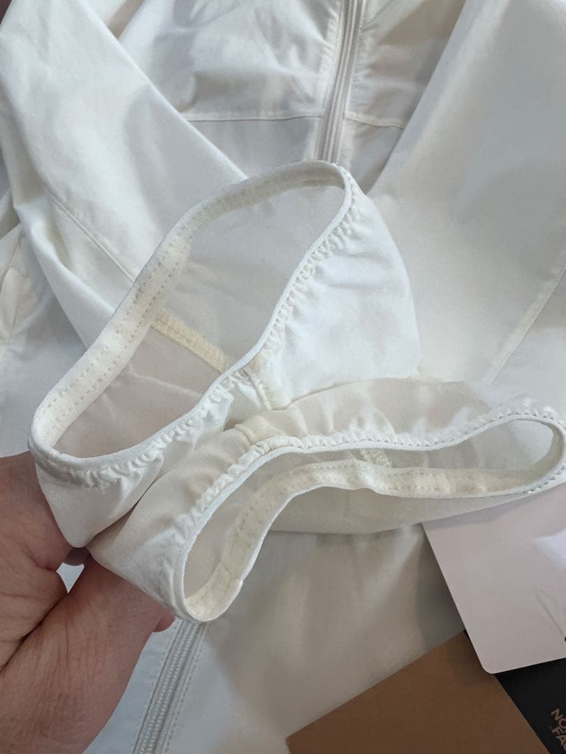 ノースフェイス　マウンテンソフトシェルフーディ　レディースLサイズ　新品タグ付き