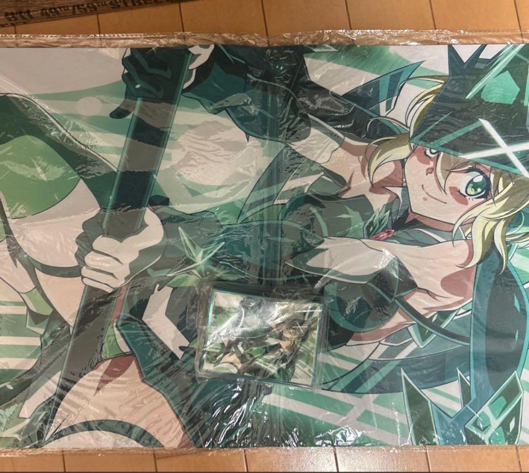 シンフォギア　暁切歌　スリーブ　プレイマット　セット　しゅんぞう