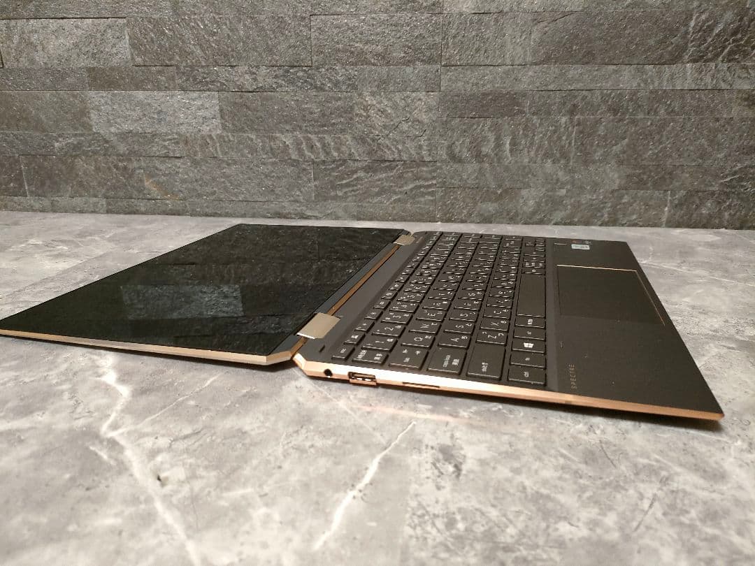 HP SPECTRE corei5 第10世代 新品NVMeSSD256 タッチ