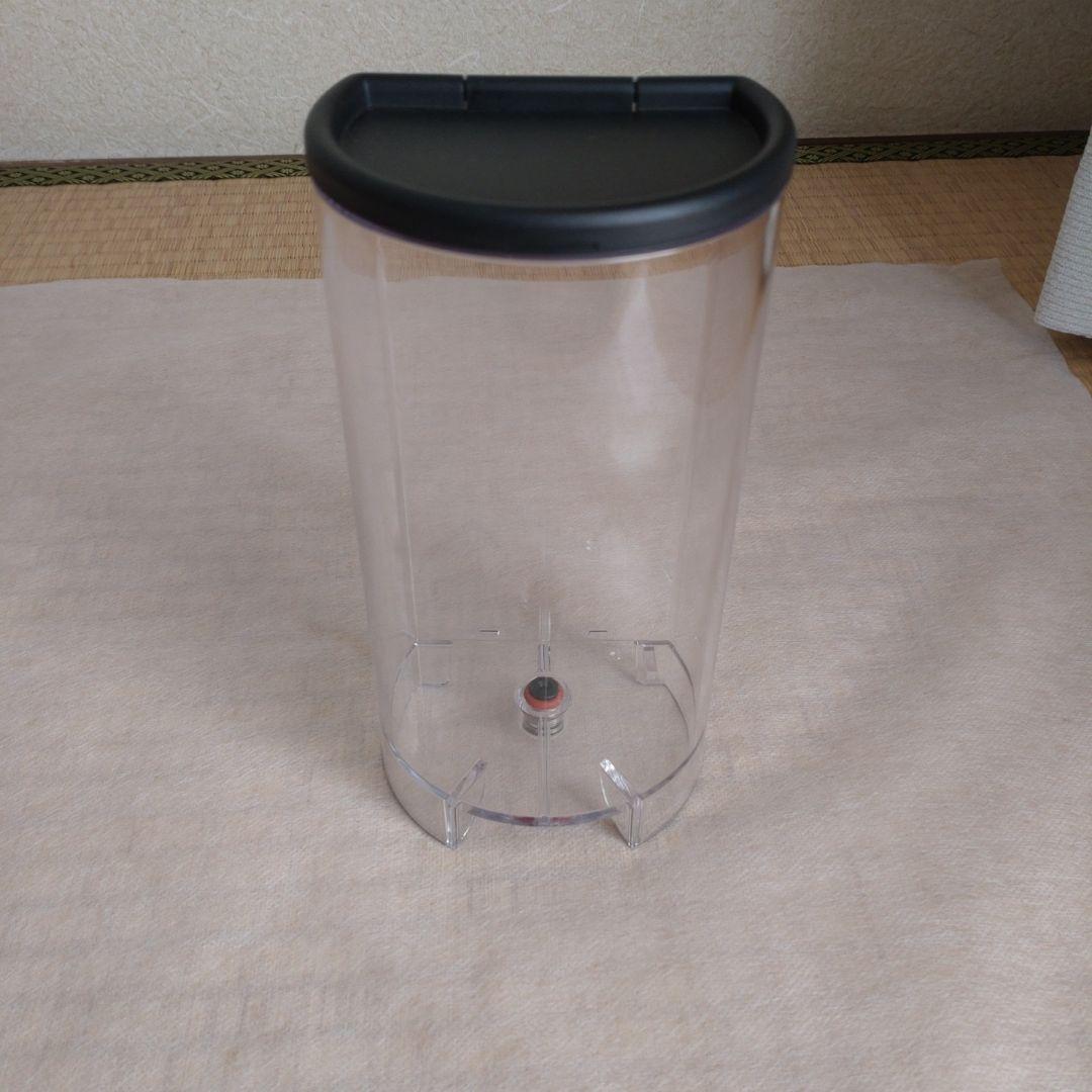 Nespresso Pixie エスプレッソマシン　レッド　C60