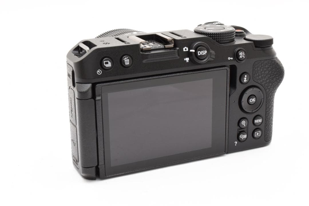 ■美品■ショット数13125回　ニコン Z 30 16-50 VR レンズキット