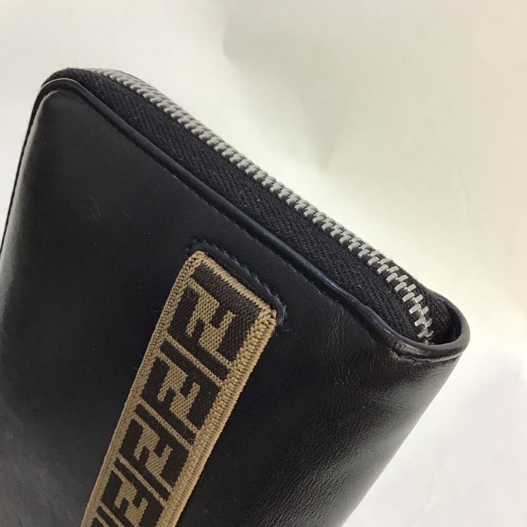 ❣️最終値下げ❣️‼️フェンディ‼️ ラウンドファスナートラベルウォレット　7M0276