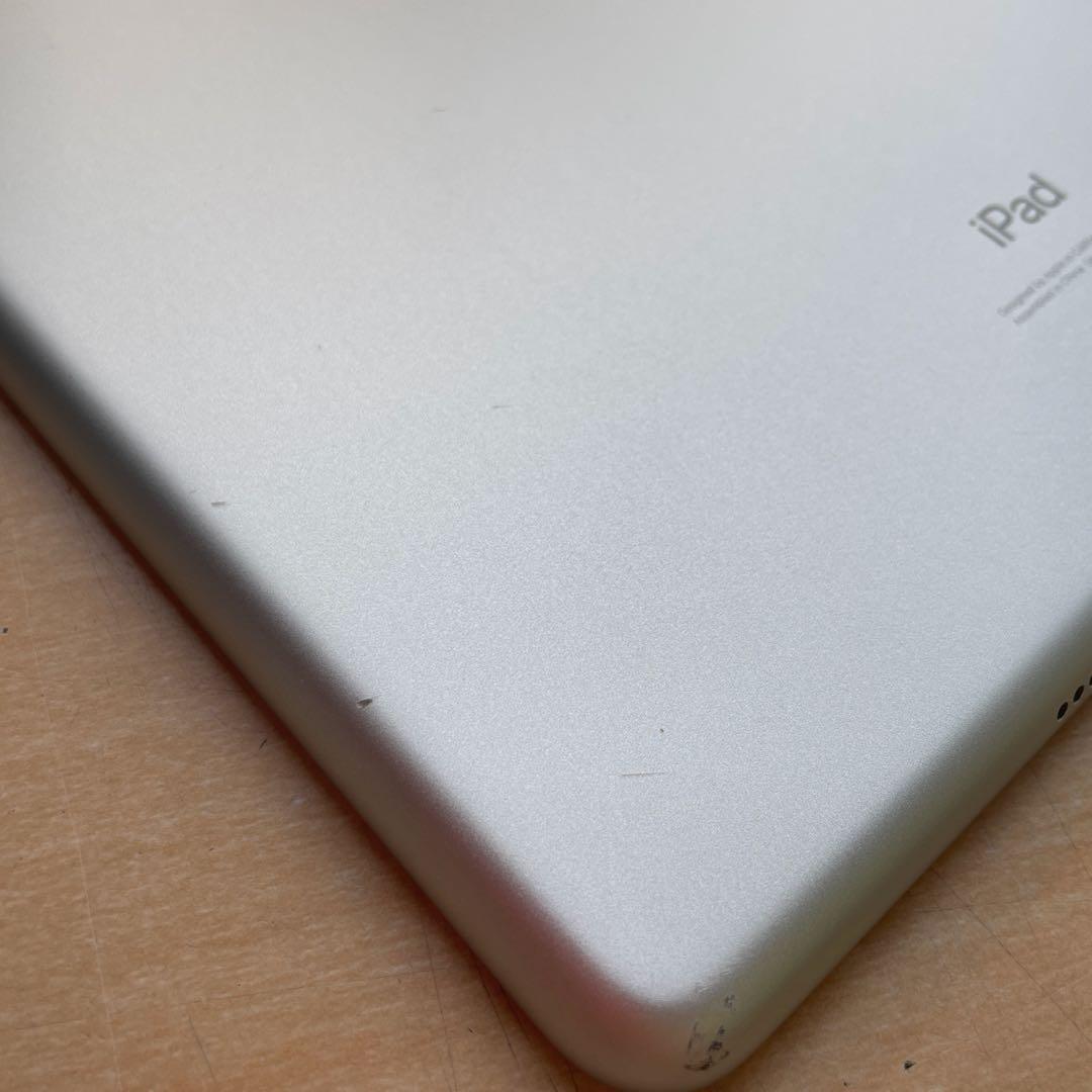 iPad 第7世代　A2197 Wi-Fiモデル　シルバー　32GB 美品