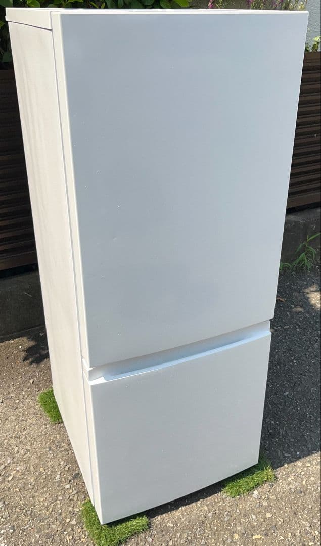 アマダナ冷凍冷蔵庫　154L 省エネ　静音設計自動霜取り機能付き　2021年製