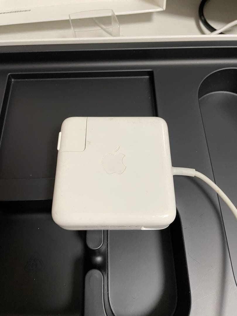 【バッテリー◯】MacBook Pro 2015 Early 8GB 256GB