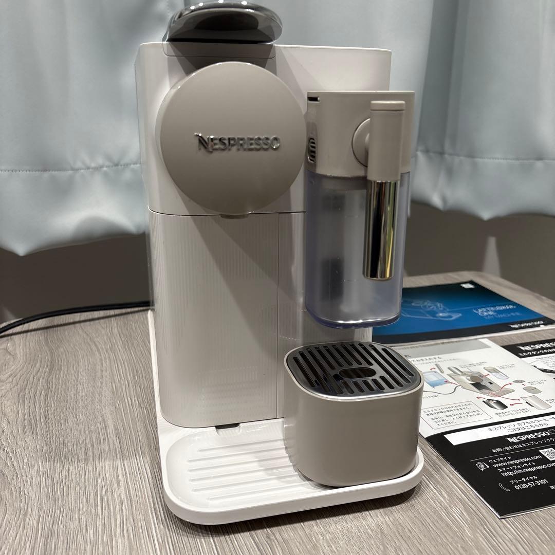 ラティシマワン ネスプレッソ ホワイト F111