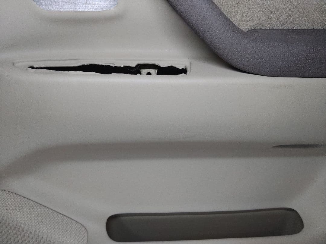 ランドクルーザー100中期型ドアトリムパネル4枚セット　ランクル100