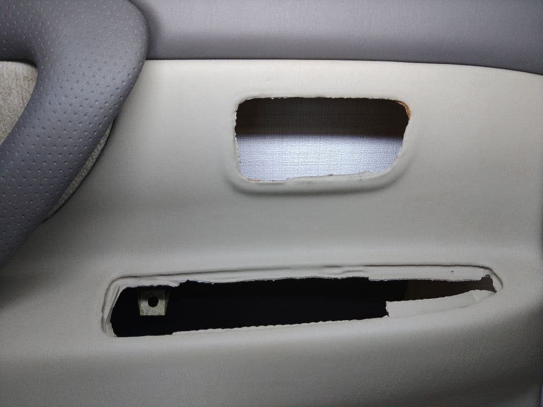 ランドクルーザー100中期型ドアトリムパネル4枚セット　ランクル100