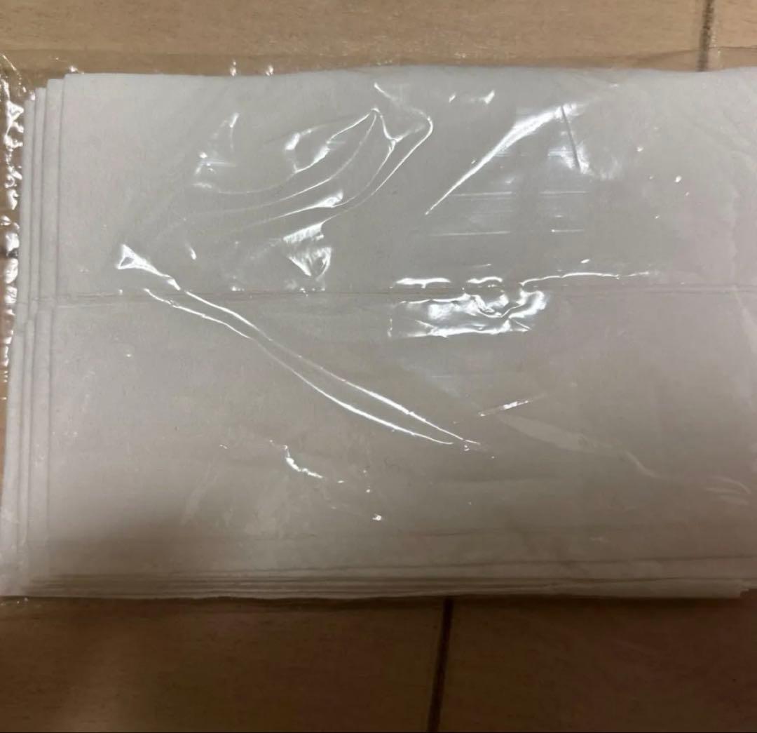 新品未開封ティッシュ