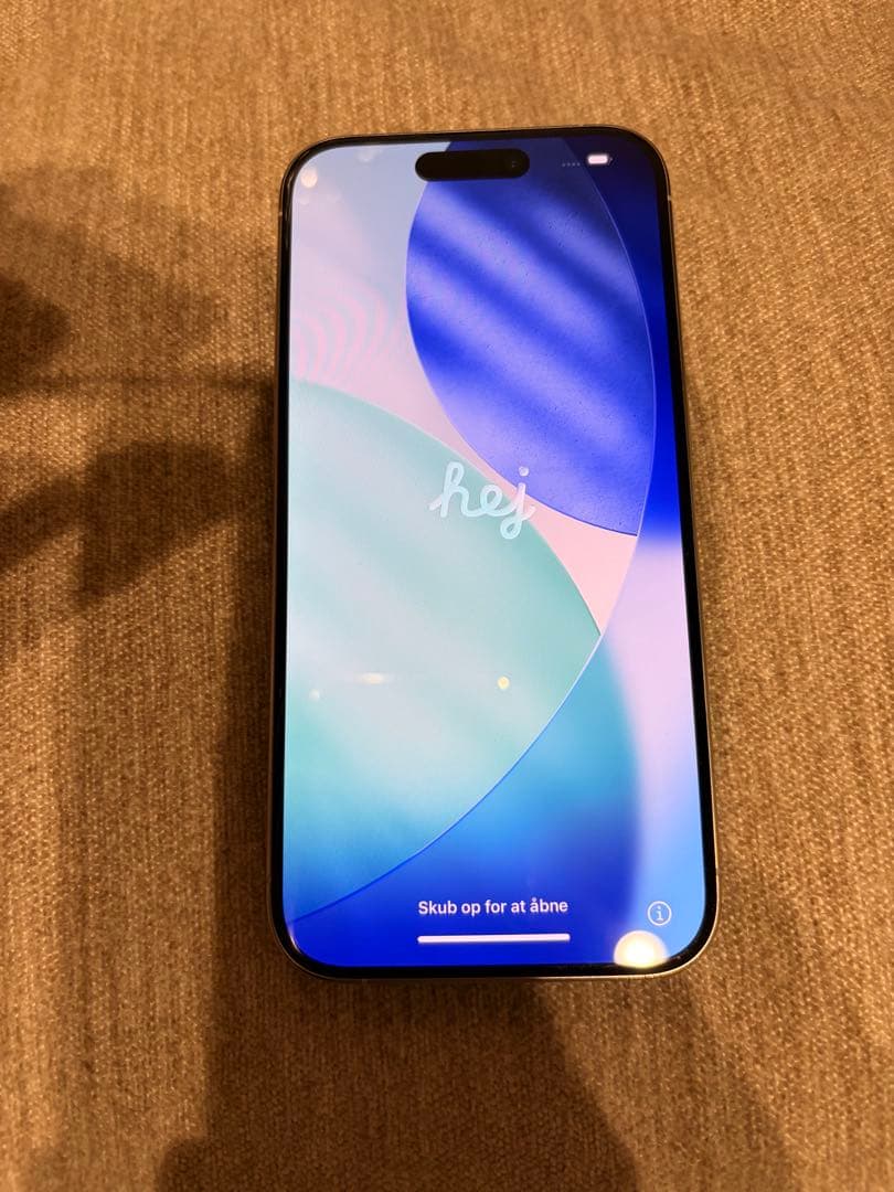 iPhone 15 Pro 256GB ホワイト