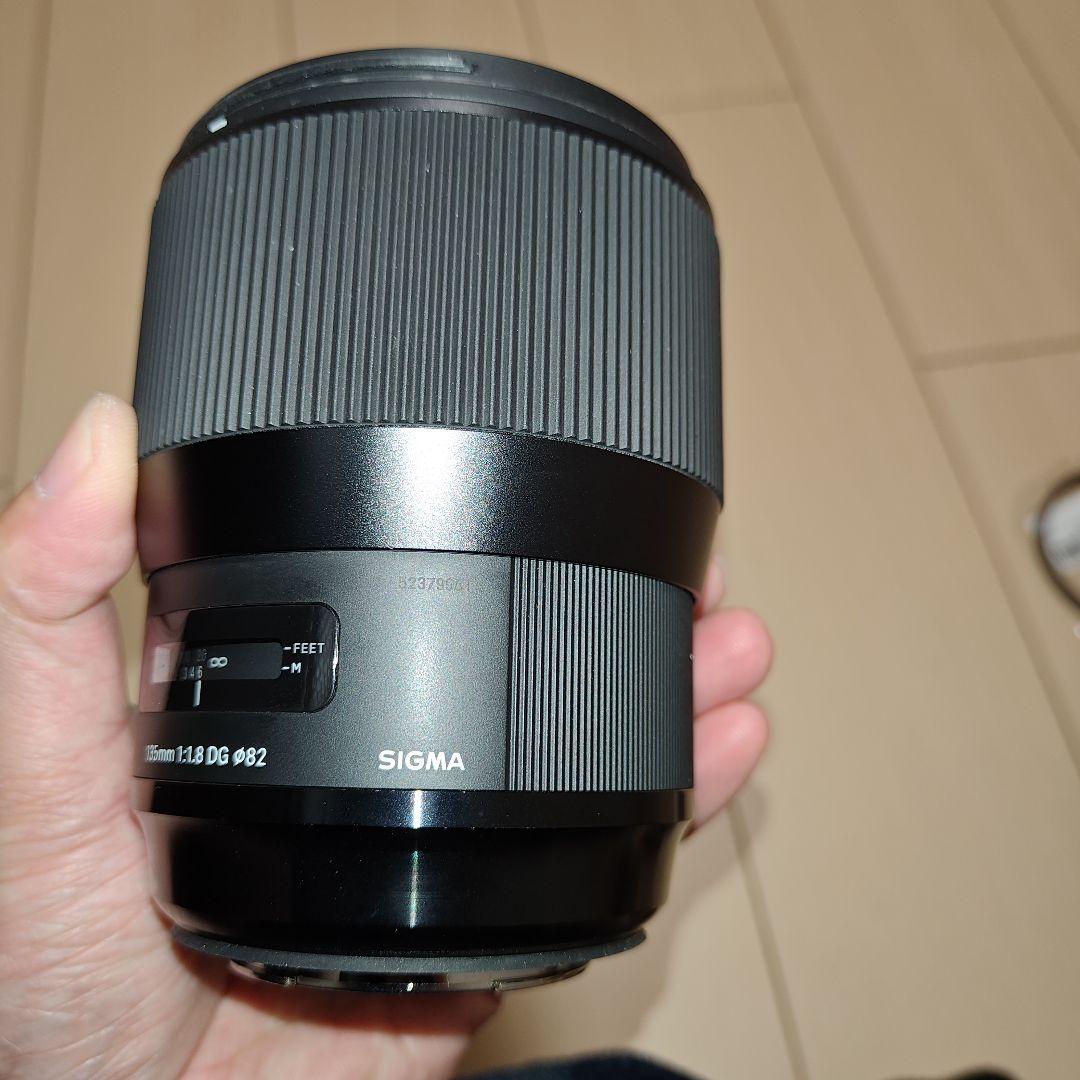 m*n様 SIGMA EF135mm F1.8 CANON箱無し　pl、保護フィ