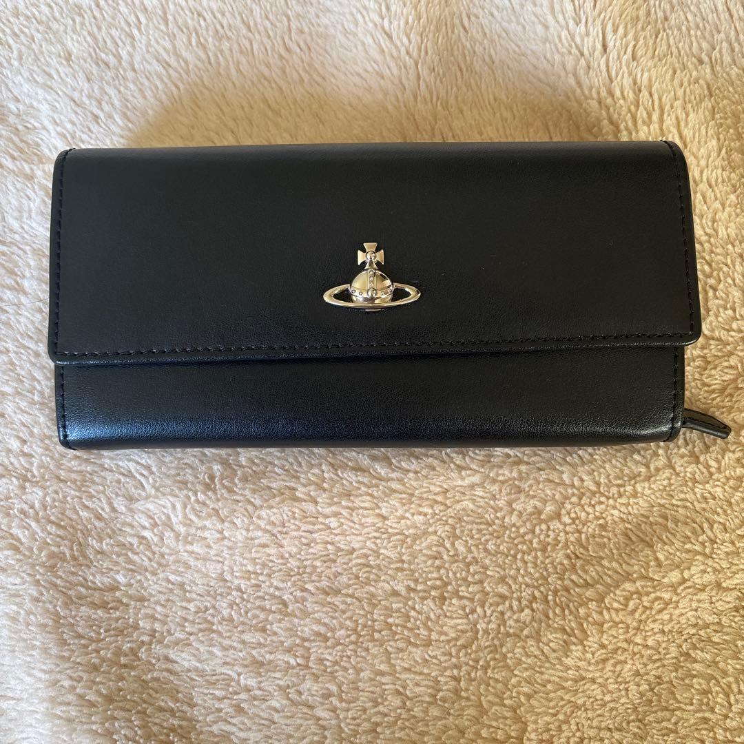 Vivienne Westwood ブラック　長財布