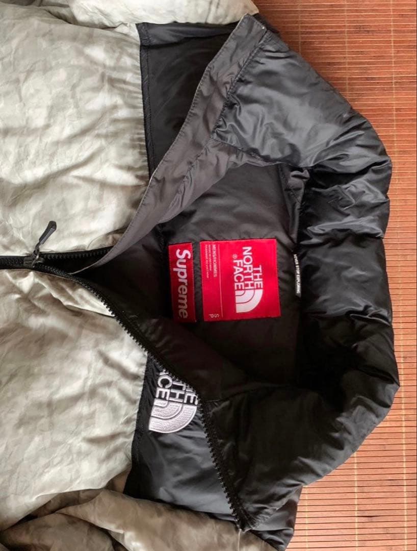 【ほぼ未使用！】Supreme×the North face 紙ヌプシ