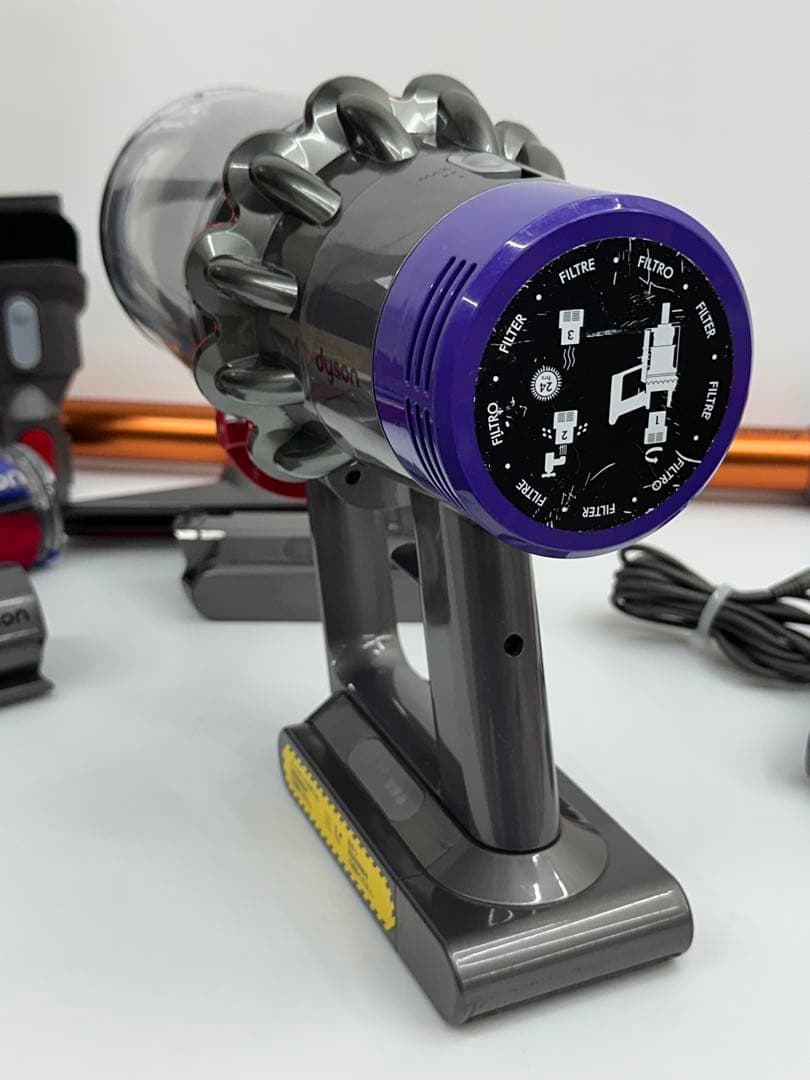 動作保証品　ダイソン　掃除機　SV12 本体　純正品　フルセット　中古　美品