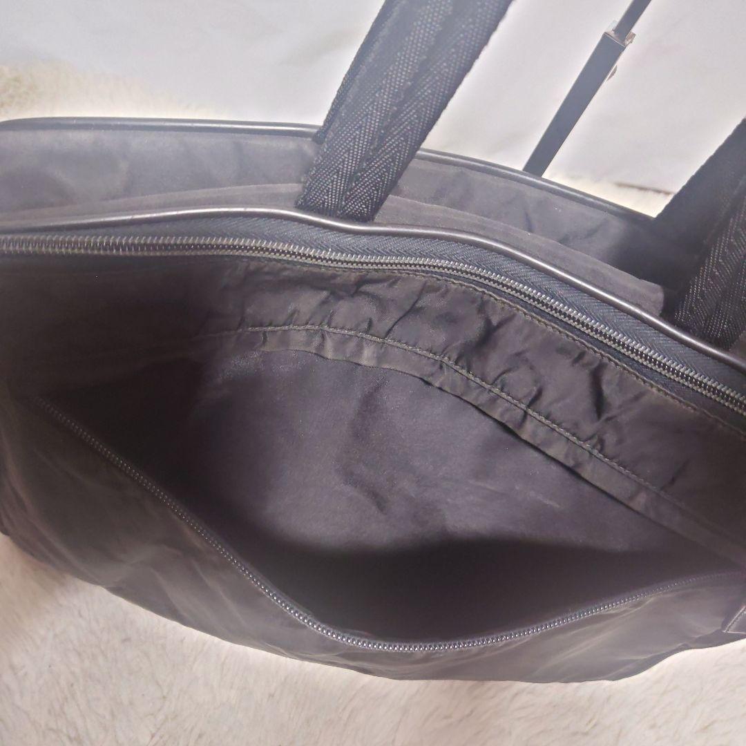 【希少】プラダ ビジネスバッグ ブリーフケース ナイロン 三角ロゴプレート