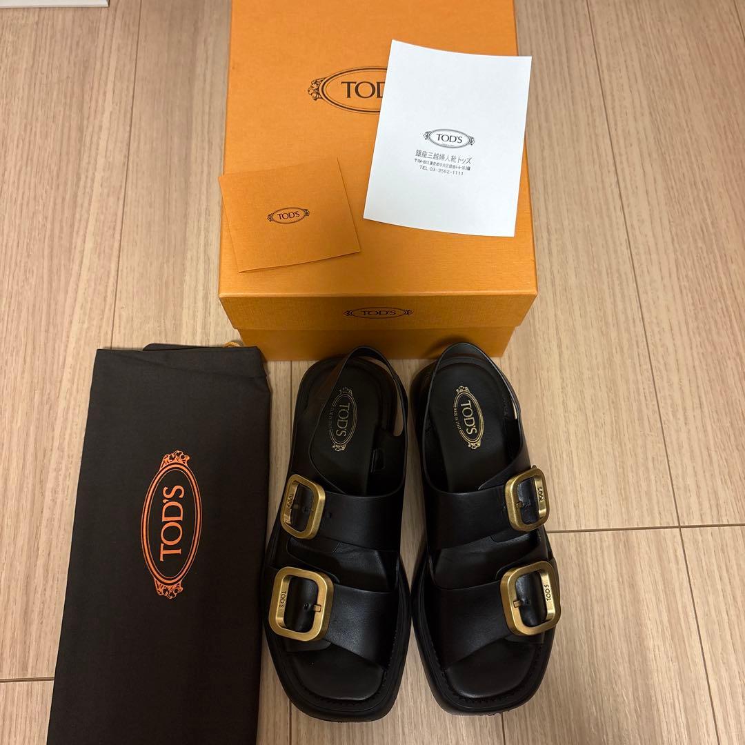 ＊燻しガール ＊TOD'S サンダル ゴールドバックル　37
