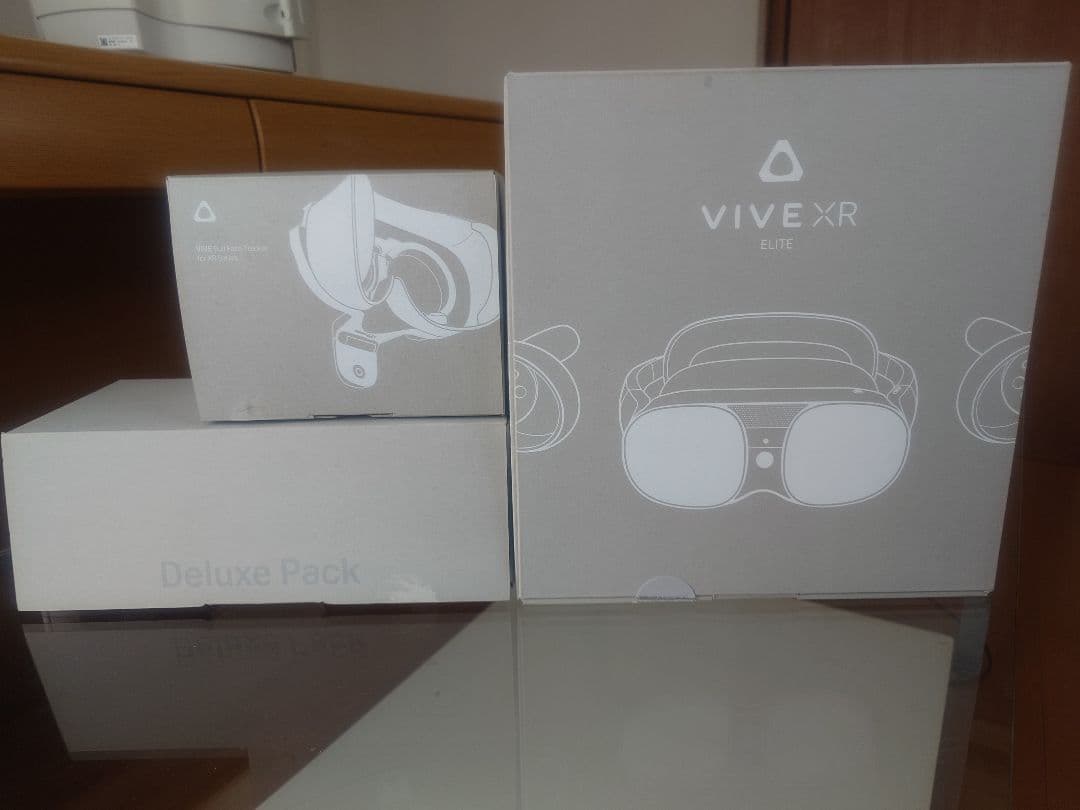 VIVE XR Elite＋Deluxe Pack＋フルフェイストラッカー