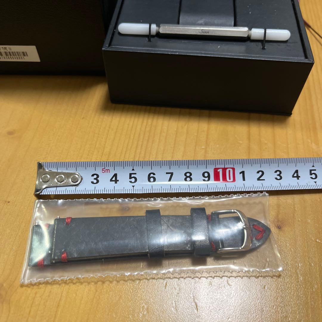 T*.様 Sinn Military Type Ⅳ 純正レザーベルト 箱 説明書