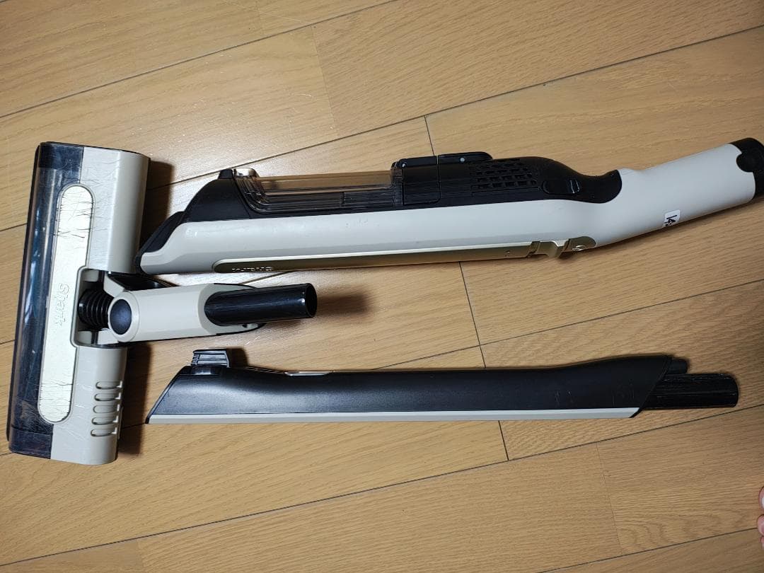 シャーク★コードレスクリーナー★CS102JGY★バッテリー新品と同等★