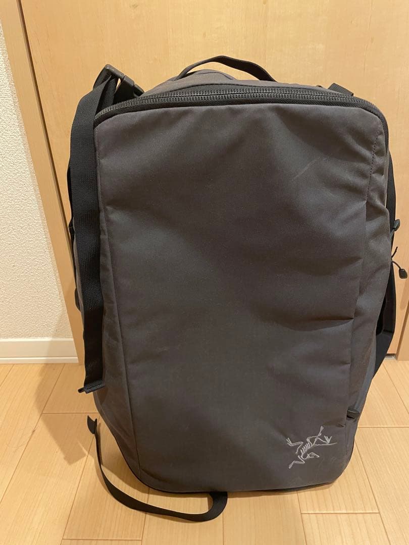 アークテリクス コバートケース リュック 2way 40L グレー