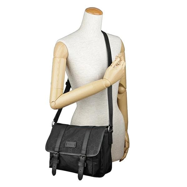 新品 GUCCI ショルダーバッグ メッセンジャーバッグ ブラック 完売商品