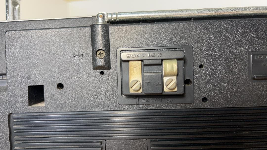 SONY レトロラジカセ　CFS-8　STEREO　ZILBA’P　　テープ