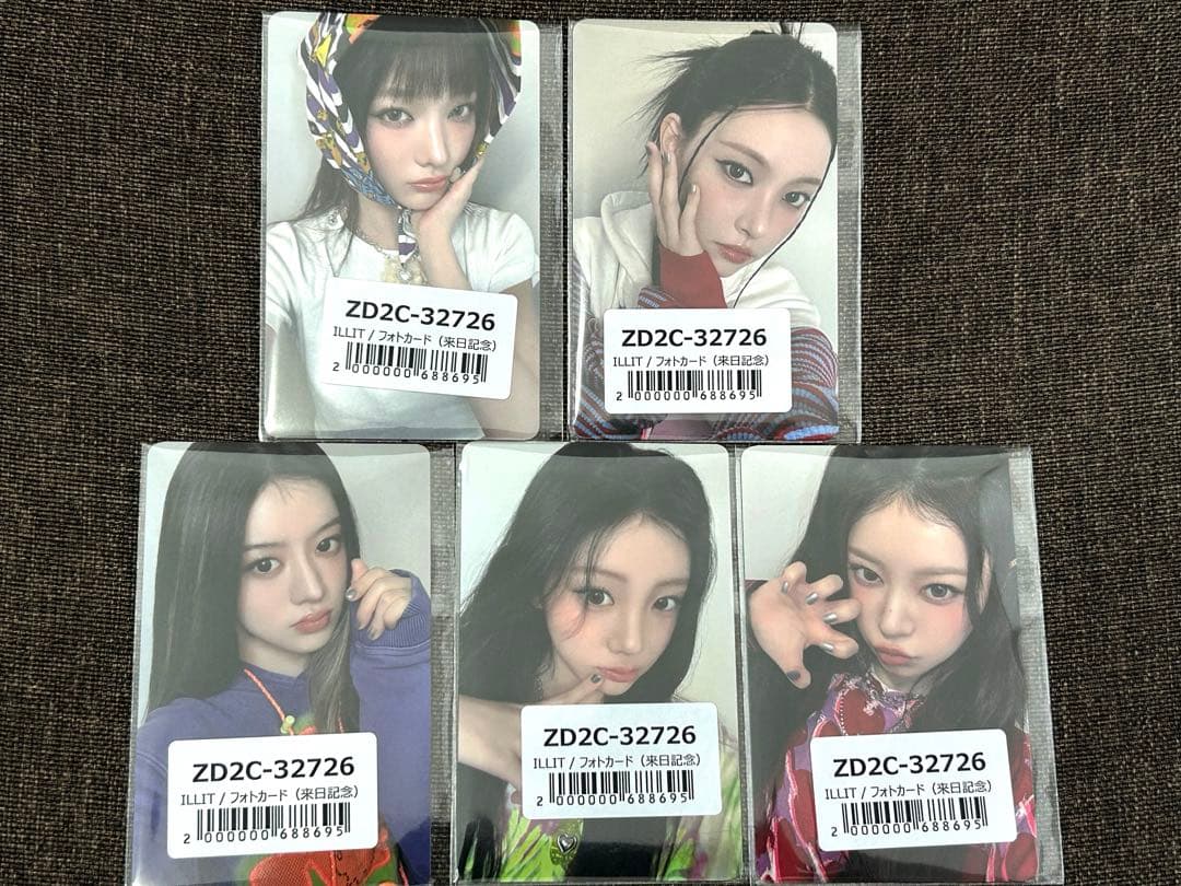 ILLIT NOT CUTE ANYMORE 来日記念 ラキドロ ユニバ コンプ