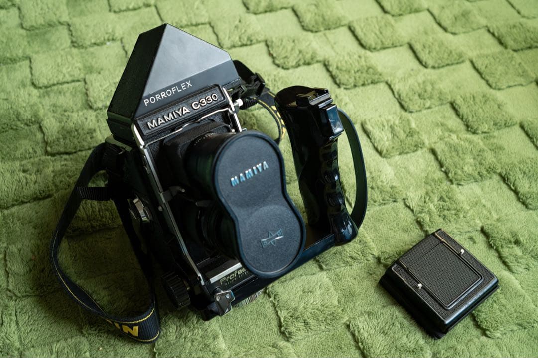 MamiyaC330 Super 180mm f/4.5 ファインダー グリップ