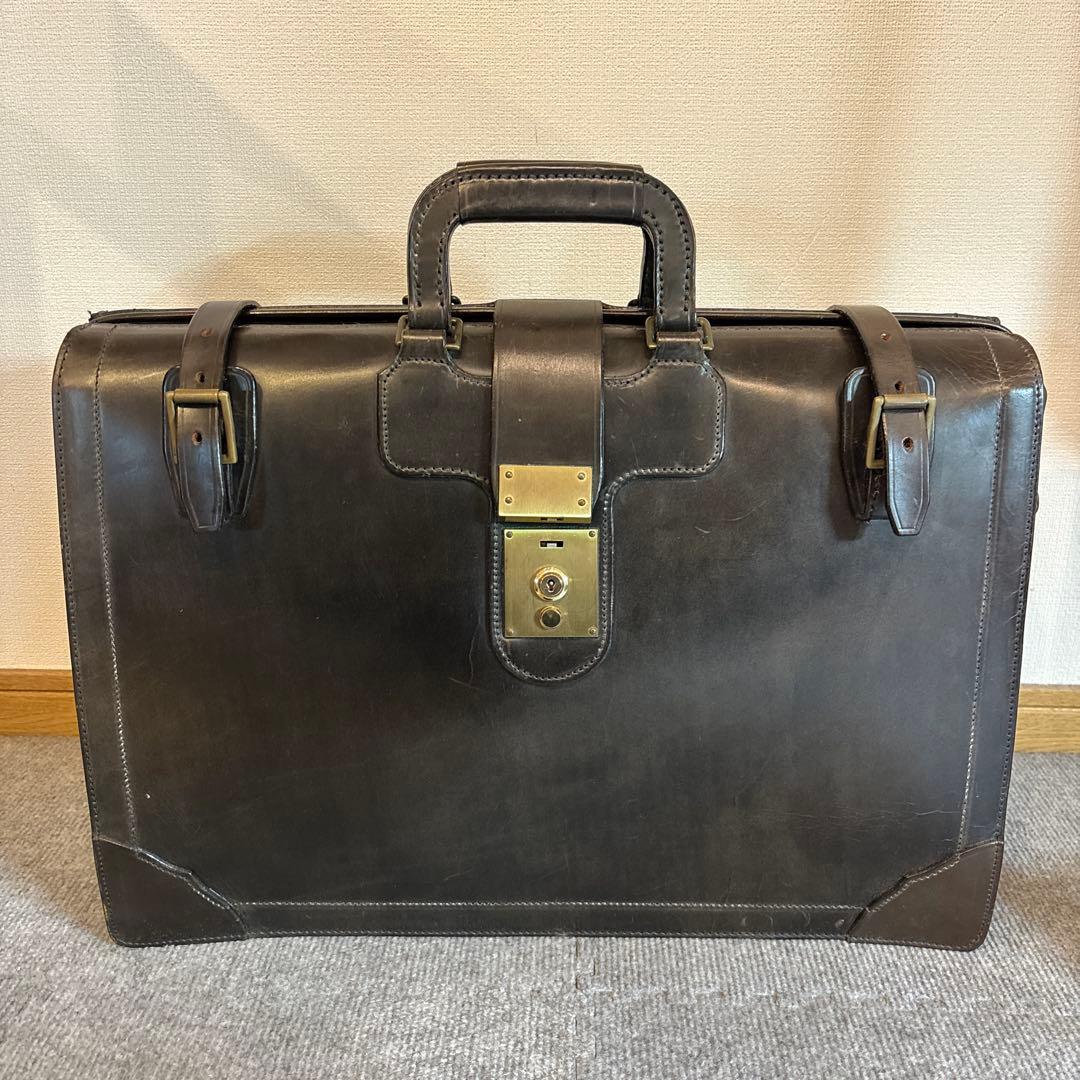 THOM BROWNE. ドクターズバッグ ブライドルレザーサンプル品 レア