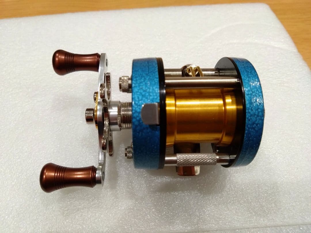 五十鈴421　BC421SSS-T2 ベイトリール